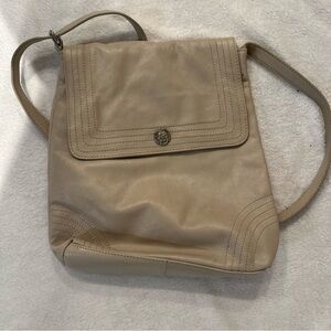 Rough Roses Elegant Tan‎ Leather Shoulder Bag